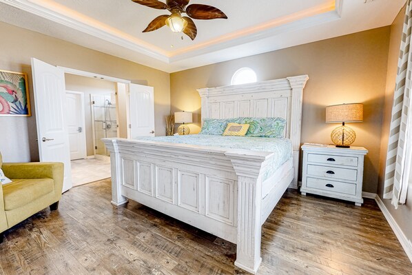 3 bedrooms, desk, iron/ironing board, free WiFi