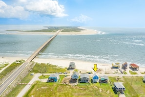 On the beach - Oasis | Beachfront | Volleyball Court | Sleeps 12 (Freeport)