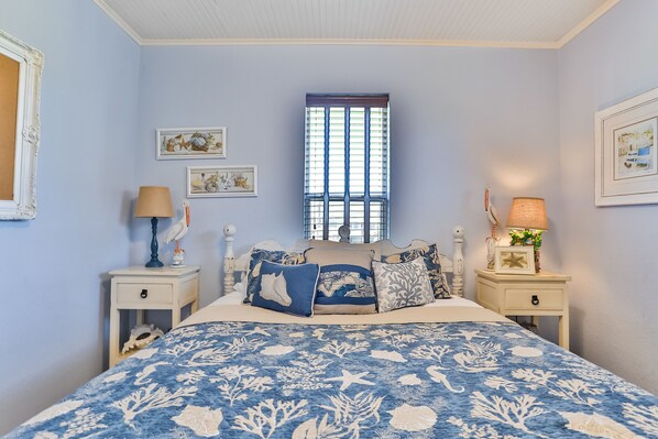 3 bedrooms, desk, free WiFi, bed sheets