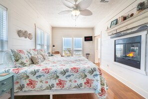 3 bedrooms, desk, free WiFi, bed sheets