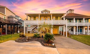 Exterior - Retreat | Steps to the Beach | Large Deck | Family Fun (Crystal Beach)