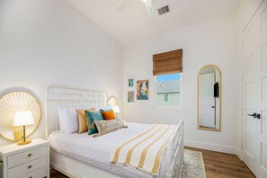 3 Schlafzimmer, Schreibtisch, kostenloses WLAN, Bettwäsche