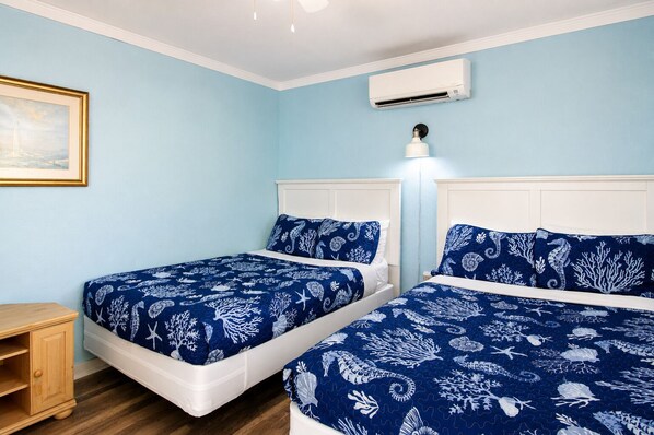 5 bedrooms, desk, free WiFi, bed sheets