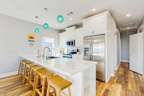 Fridge, microwave, oven, stovetop - Haven | Gulf Views | Cargo Lift | Large Deck (Crystal Beach)