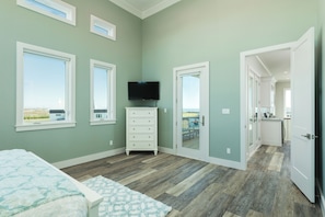 4 bedrooms, desk, free WiFi, bed sheets - Luxury Ocean View l Pool l Free Cancellation (Crystal Beach)