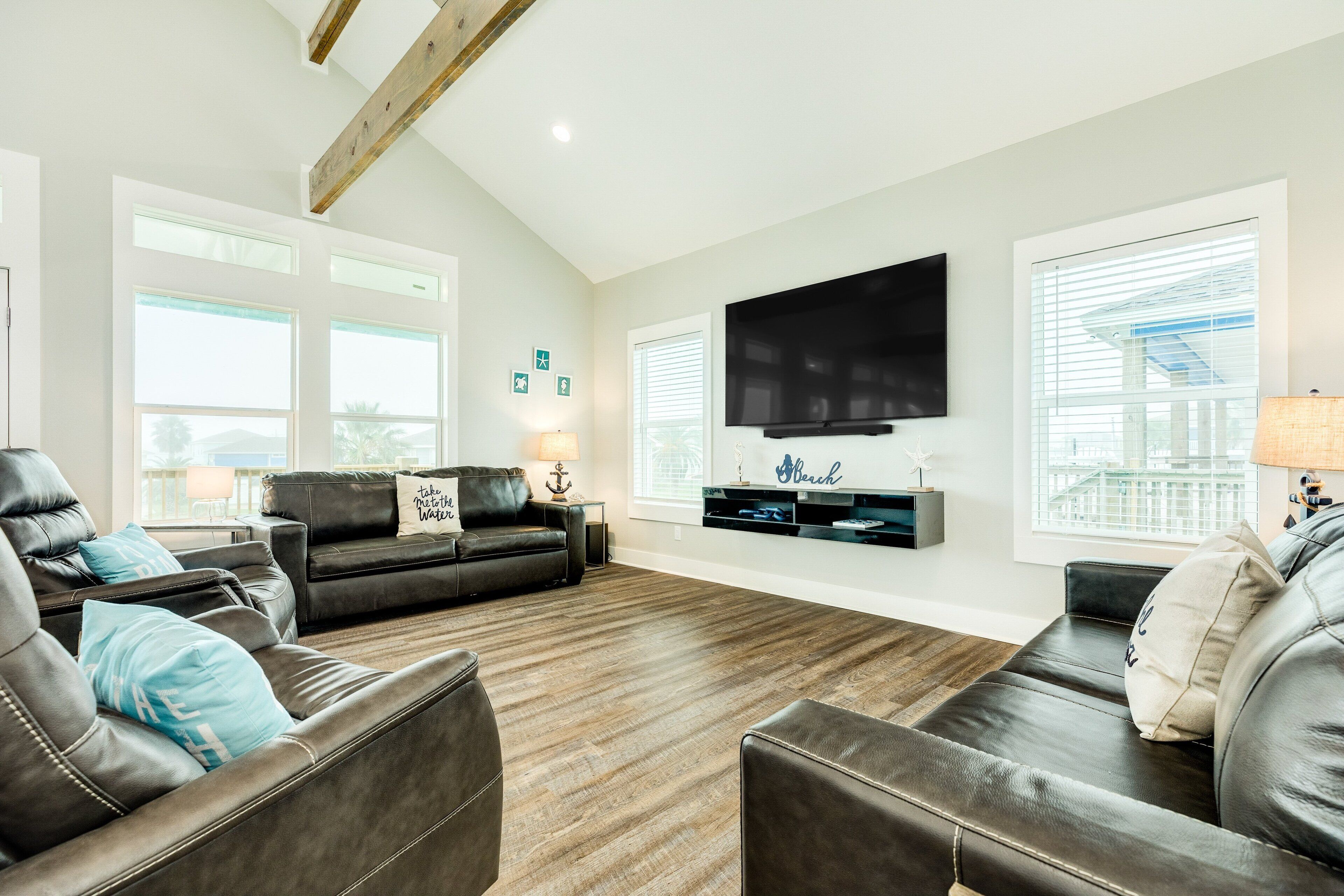 Fernseher, Tischtennisplatte