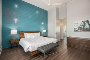 5 bedrooms, desk, free WiFi, bed sheets
