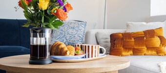 欢迎 | مرحبًا | Manchester Near Airport & City | Big Discounts + Parking + WiFi