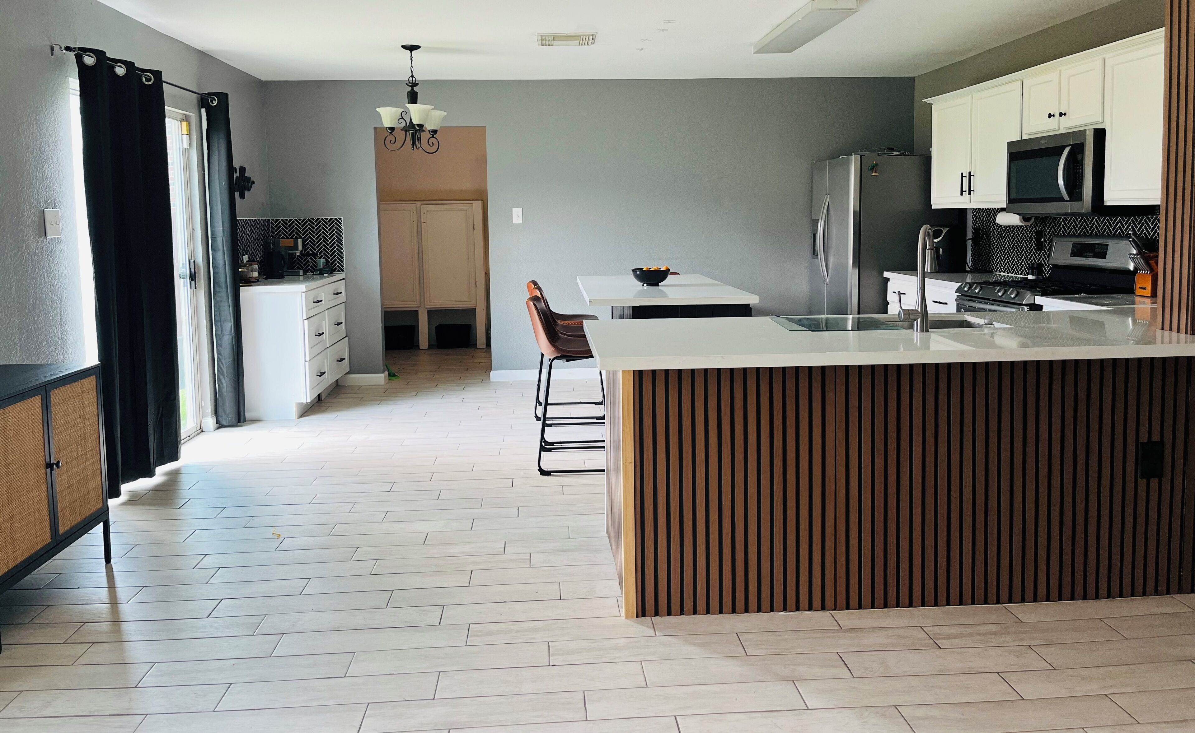 冰箱、微波炉、烤箱、炉灶