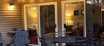 Golf Course Views • 3 King Suites • Fireplace • EV Charger