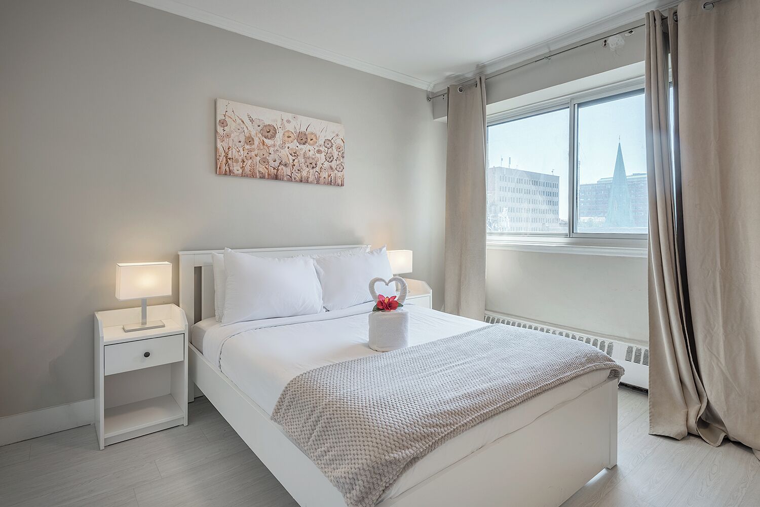 1 chambre, fer et planche à repasser, lit parapluie, Wi-Fi gratuit