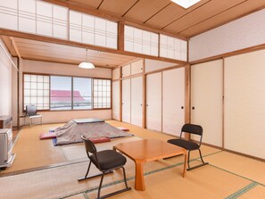 Habitación superior, para no fumadores | Escritorio, wifi gratis y ropa de cama