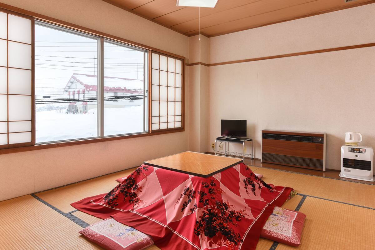 Economy Triple Room, Non Smoking
