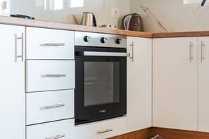 Apartment | 2 bedrooms - Hillside Apartment Gjirokast r 2 (Gjirokastër)