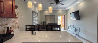 Pool · 2BR Near Beaches & Dunn's River Falls