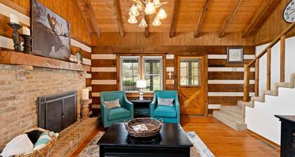 Cabin Retreat w/ Pool in Bristol