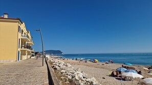 Beach - Libeccio - Casoni House (Porto Recanati)