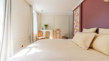 6 habitaciones, escritorio, wifi gratis y ropa de cama