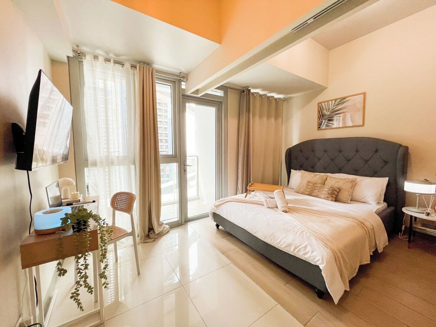 1 habitación, tabla de planchar con plancha, wifi y ropa de cama 