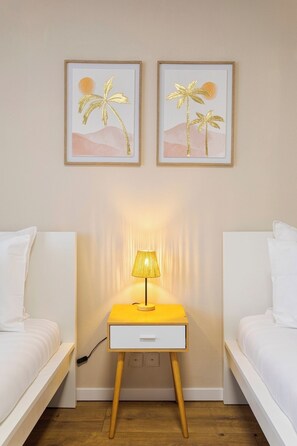 2 bedrooms, desk, iron/ironing board, free WiFi