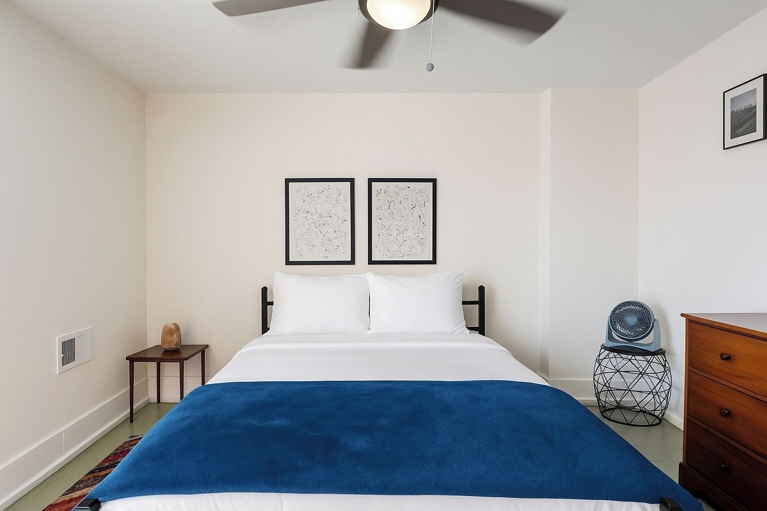 6 bedrooms, iron/ironing board, WiFi, bed sheets