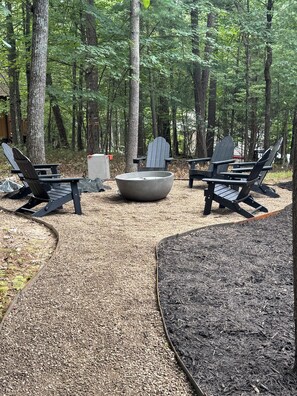 المنطقة المحيطة بالمنشأة