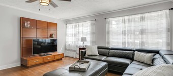 Tampa Family Oasis – Cozy Home w/ Screened-in Heated Pool
