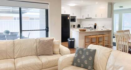 Glen's Gibson St Getaway