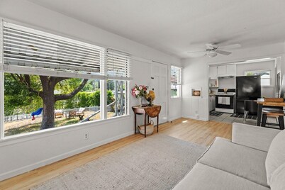 Centrally Located 2-bedroom, 1-bath Cottage with Mountain Views & Private Deck