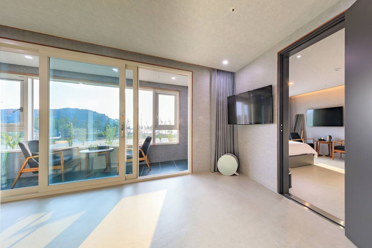 Suite Balcony | 免费 WiFi