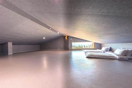 Duplex Suite | Free WiFi