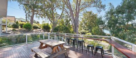 Comfort House, Sea View | Balcony