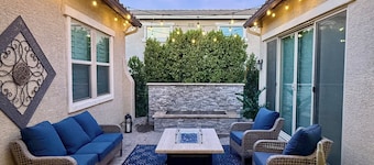 Tuckey Tuckaway - Stylish Gated Casita private Patio near Golf & Entertainment