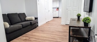 SJ West Travel Apartment