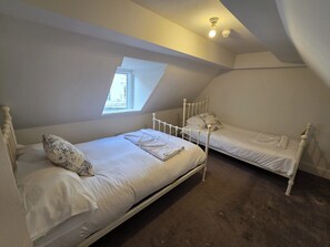 3 quartos, Wi-Fi, roupa de cama