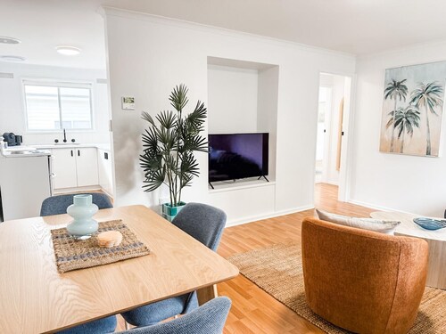 2/7 Halloran Street, Wagga Wagga