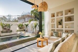 Villa Luxe, 1 chambre, vue piscine | Vue de la chambre