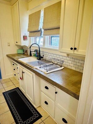 Microwave, oven, stovetop