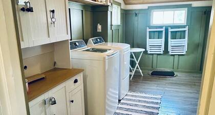 The Candee Shack: 1bd/1ba house in Glasgow with optional heated garage