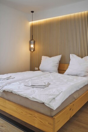 1 chambre, fer et planche à repasser, accès au Wi-Fi (inclus)