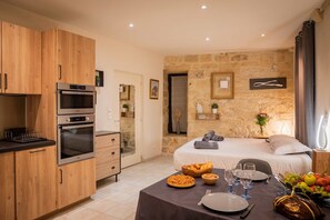 Iron/ironing board, internet