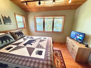 3 bedrooms, iron/ironing board, travel cot, free WiFi