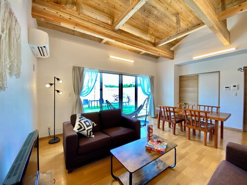 NEW | Central Nago | Near Junglia, Pineapple Park | BBQ | Sleeps 8