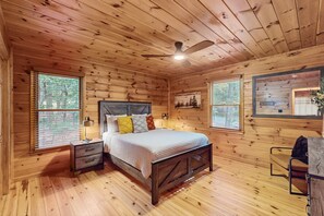 3 habitaciones, tabla de planchar con plancha, internet y ropa de cama 