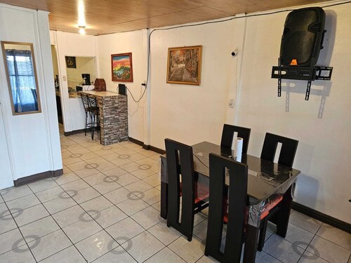 House w/ Garage near the Stadium in Canoas, Alajuela Costa Rica