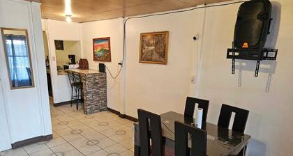 House w/ Garage near the Stadium in Canoas, Alajuela Costa Rica