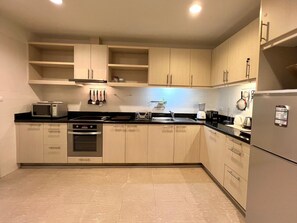 Nhà Tiêu chuẩn, 2 phòng ngủ, quang cảnh sân vườn | Bếp riêng | Tủ lạnh, lò vi sóng, lò nướng, bếp nấu