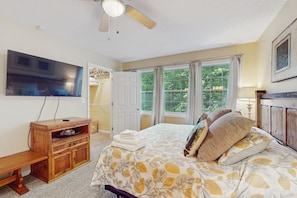 3 bedrooms, Internet, bed sheets, wheelchair access