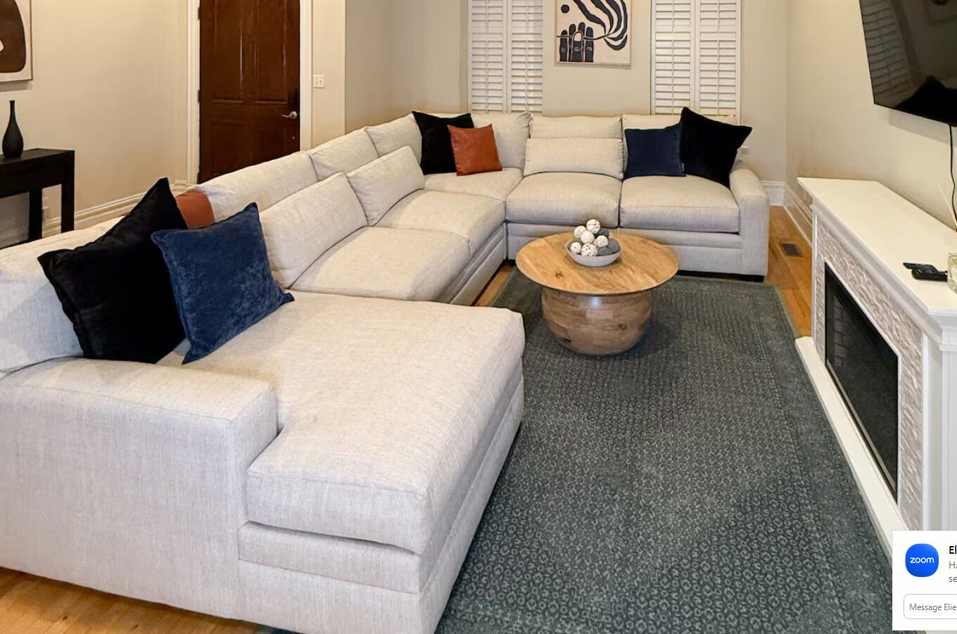 Smart TV, fireplace, stereo, computer monitors