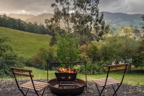 Cygnet Valley Hideaway by Tiny Away